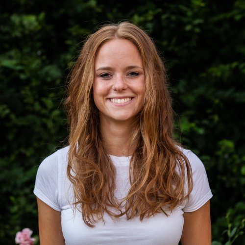Julia Wardeh | Team @ Kleintierpraxis Dr. med. vet. Klaus Renner
